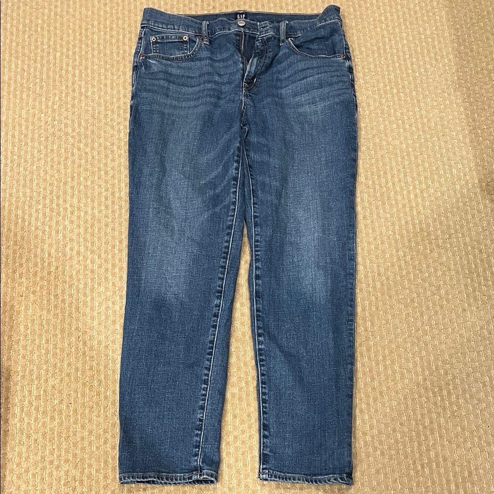 GAP Women's Girlfriend Straight Leg Cotton Blue Jeans